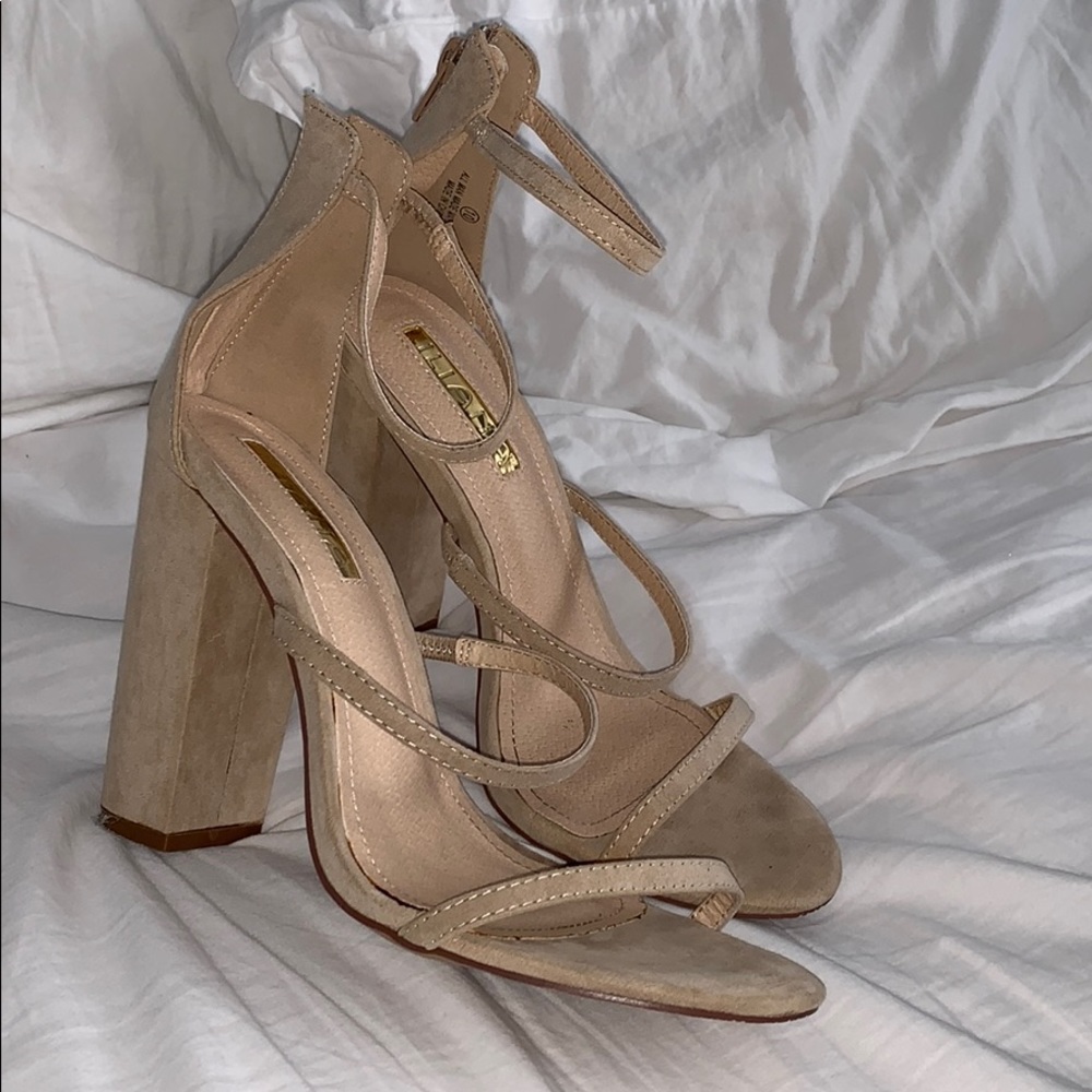 Liliana Heels